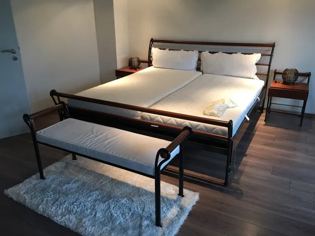 Fertig aufgebautes Doppelbett durch PIR Umzüge